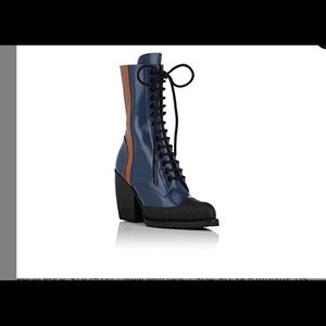 CHLOÉ
Rylee Spazzolato Leather Ankle Boots